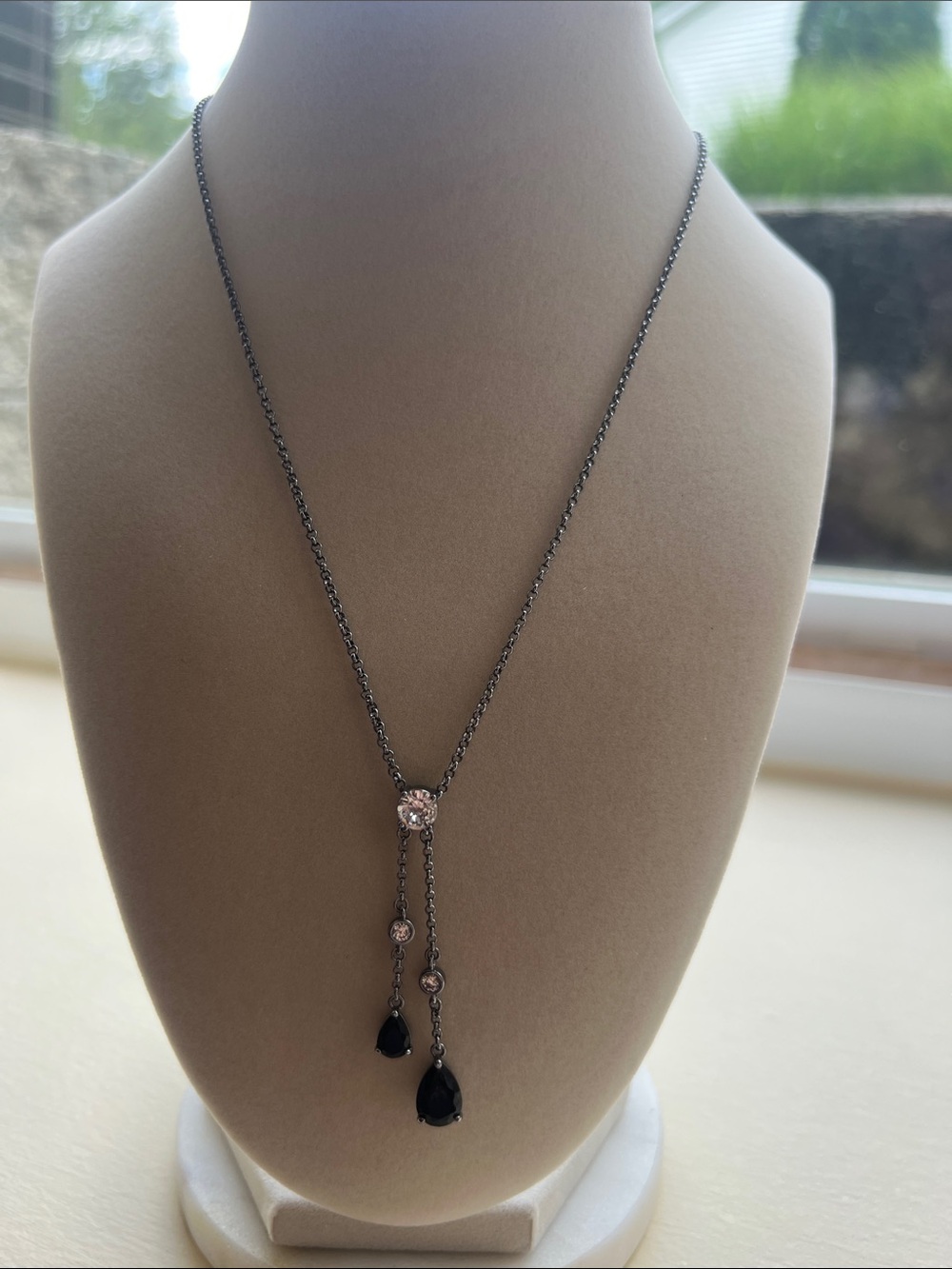 Bp Elegant Black Teardrop hematite and Pink Accent Lariat Necklace